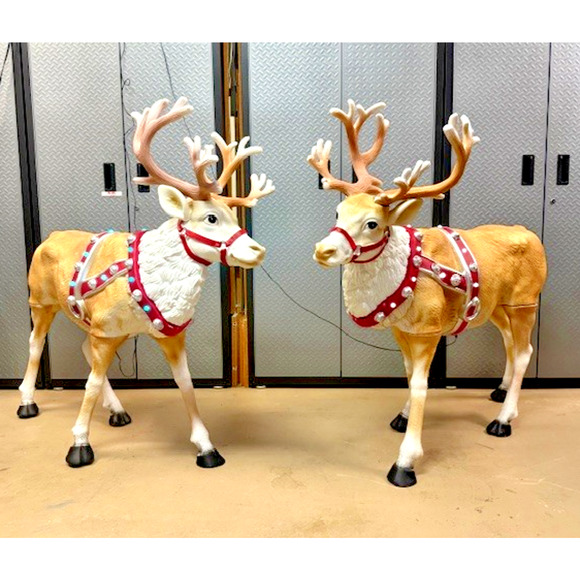RARE Home Depot 4.5 ft LED Blow-mold ONE LARGE VIRAL Reindeer Holiday Decoration - Picture 2 of 16